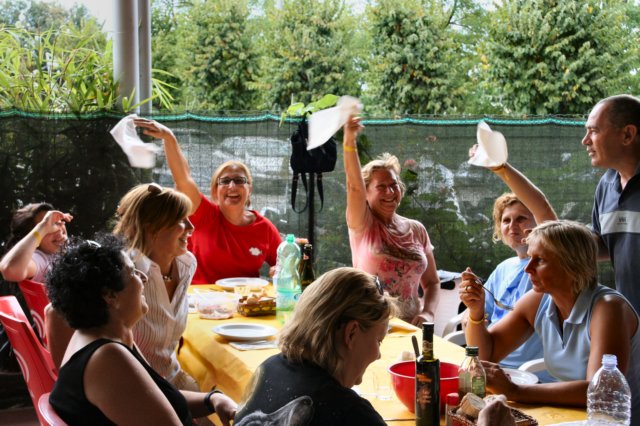 bastardinsidemeetingdomenica7settembre2008pranzo9.jpg