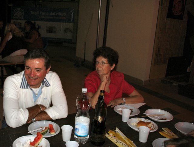 bastardinsidemeetingsabato6settembre2008cena23.jpg