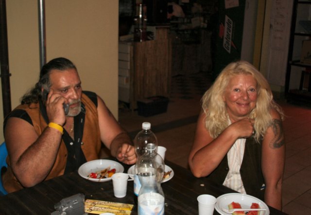 bastardinsidemeetingsabato6settembre2008cena27.jpg