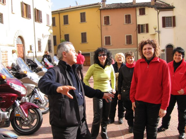 motoincontroepranzoallegalliebyute44.jpg