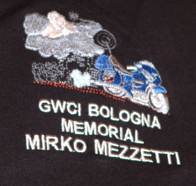 ricamomaglietta.jpg