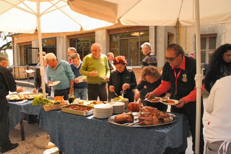 Domenica_villa_Silvia_1.jpg - Domenica, il pranzo a villa Silvia.