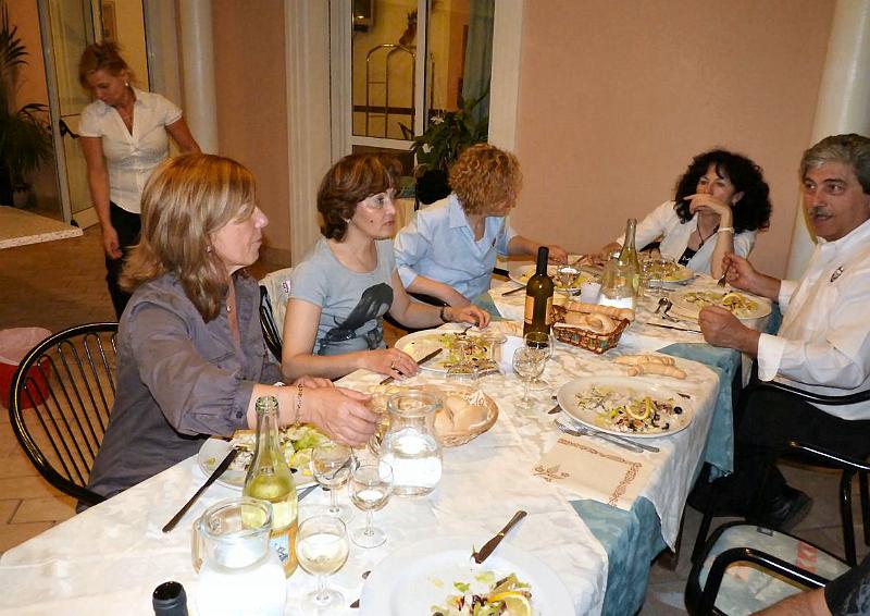 40.jpg - La cena, tavolata 18.